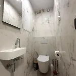Renovated 3-bedroom With Amazing Sea View T169 Апартаменты *